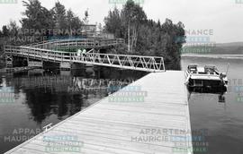 Quai sur l'eau