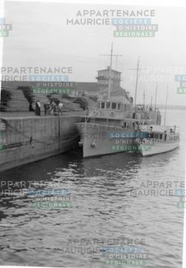 Canadian Navy Corvette in Trois-Rivières Port