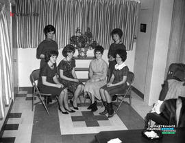 001 - Groupe de femmes
