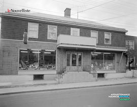 002 - Magasin
