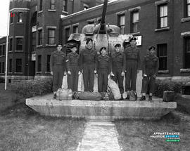 001 - Manège militaire