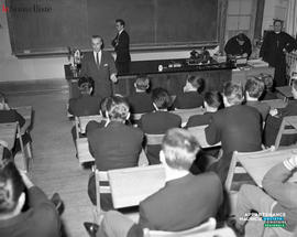 002 - Conférence