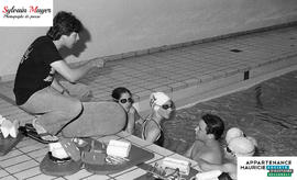 Personnes dans la piscine
