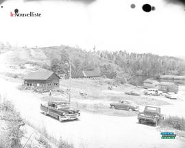 001 - Automobiles