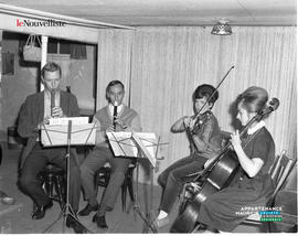 001 - Musiciens