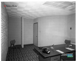 004 - Bureau