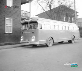 001 - Autobus
