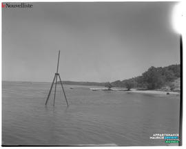 001 - Dragage sur le fleuve