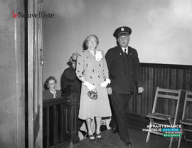 002 - Chef de police et épouse