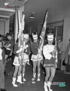 007 - Majorettes