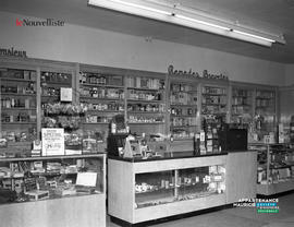 003 - Intérieur Pharmacie Royale