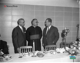 001 - Trois hommes
