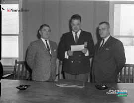 001 - Hommes à l'élection et la mise en nomination