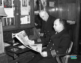 001 - Capitaine et officier