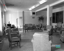 010 - Salon