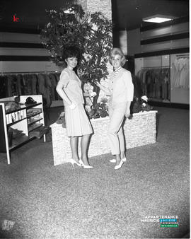 001 - Mannequins