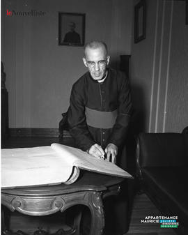 001 - Mgr J.-B. Loranger