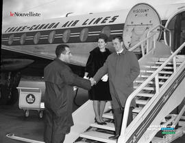 001 - Départ en avion