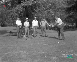 001 - Golfeurs