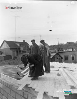 003 - Travaux de construction
