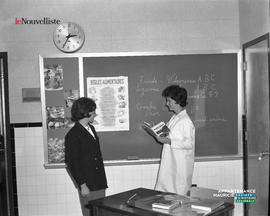 001 -  Reportage sur les cours d'art culinaire