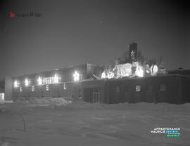001 -  Bâtiment illuminé