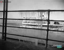 006 - Port