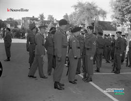 011 - Militaires