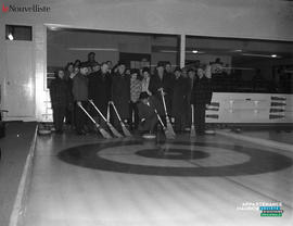 001 - Curling