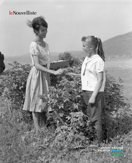 002 - Femme et fille