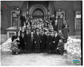 002 - Groupe d'hommes