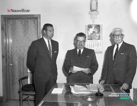 002 - Trois hommes