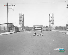 001 - Panneau flèche