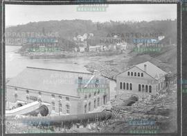 The Two Power houses. May 1901. Mai 1901 Les deux centrales électriques de la Pittsburg Reduction...