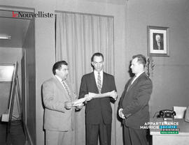 001 - Trois hommes