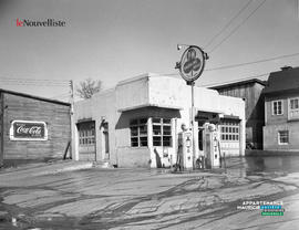 001 - Station essence