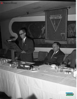 001 - Conférence