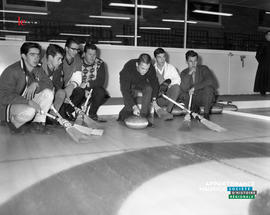 001 - Curling