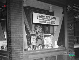 001 - Vitrine de pharmacie