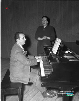 001 - Pianiste
