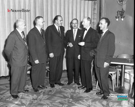 001 - Groupe de personnes