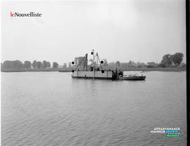 001 - Navire sondeur