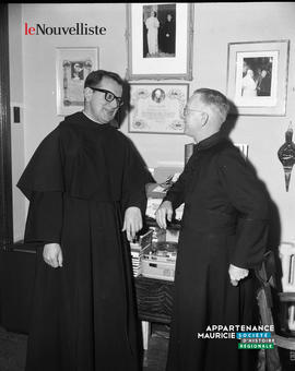 001 - Abbé Bilodeau et Père Trottier
