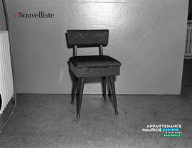002 - Chaise