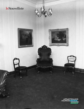 005 - Chaises
