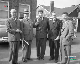 003 - Cinq hommes
