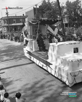 004 - Parade
