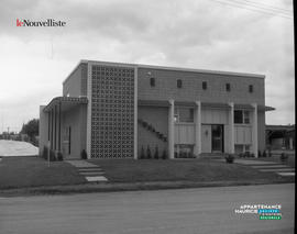 001 - Bureau