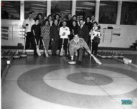 001 - Curling