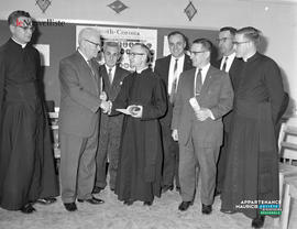 001 - Groupe d'hommes